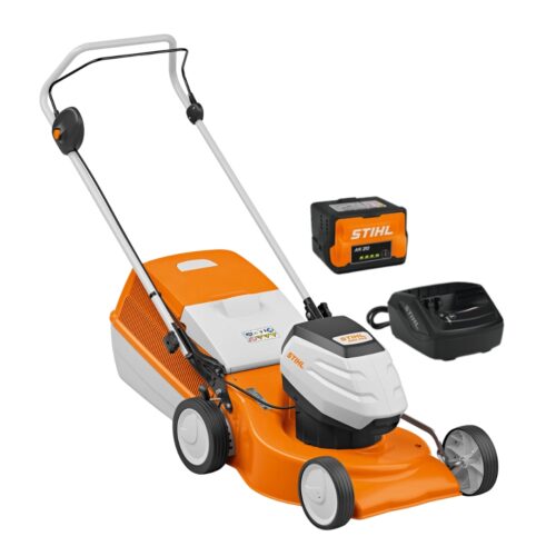STIHL RMA 248 cordless push lawn mower with AK 20 battery and charger, featuring a 46cm cutting deck, large grass collection box and folding handle, displayed on a white background as a complete AK System kit.