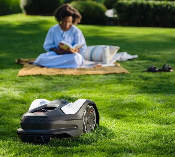 Husqvarna Automower® 405V NERA